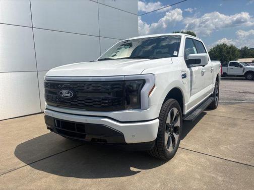 2025 Ford F-150 Lightning Platinum