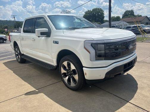 2025 Ford F-150 Lightning Platinum