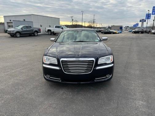 2012 Chrysler 300 Limited