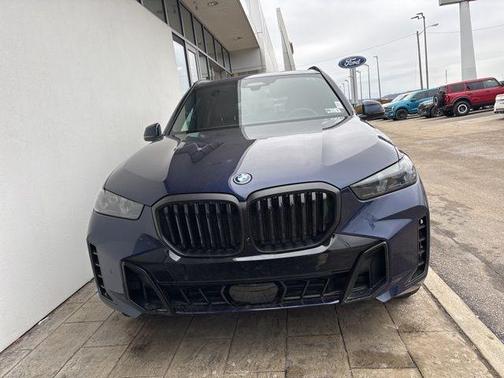 Tanzanite Blue II Metallic 2026 BMW X5 PHEV xDrive50e