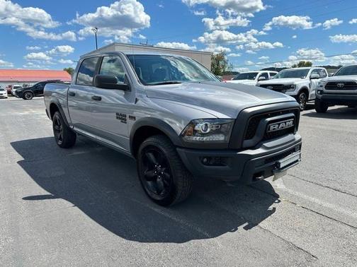 2020 RAM 1500 Classic SLT