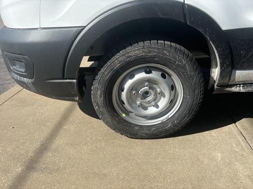 2025 Ford Transit-250 148 WB Medium Roof Cargo