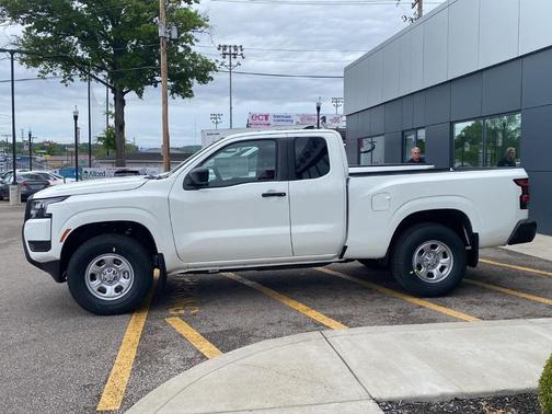 Glacier White 2026 Nissan Frontier S