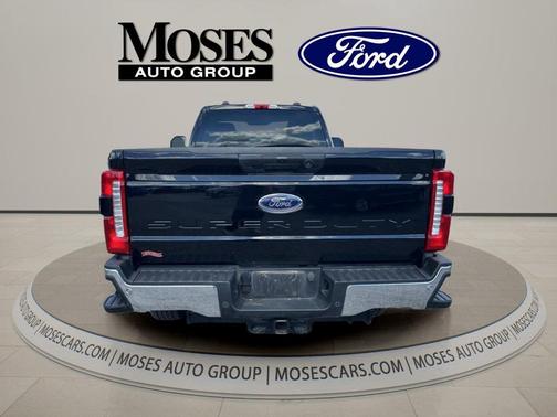 Agate Black 2023 Ford F-350 XLT