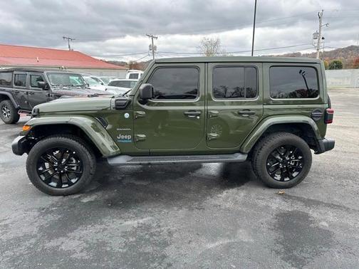 2022 Jeep Wrangler Unlimited 4xe Sahara
