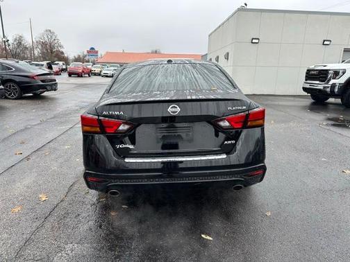 2022 Nissan Altima 2.5 Platinum