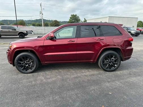 2022 Jeep Grand Cherokee WK Laredo