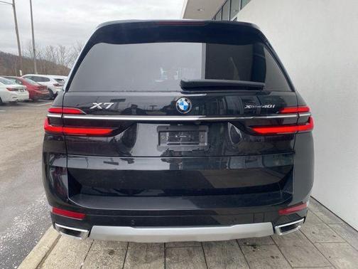 2026 BMW X7 xDrive40i