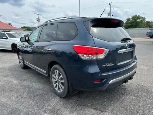 2014 Nissan Pathfinder SL