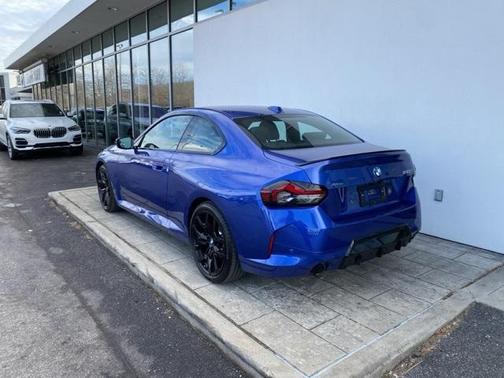 2025 BMW 230 i xDrive