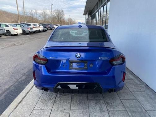 2025 BMW 230 i xDrive