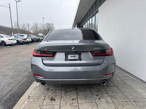 2023 BMW 330 i xDrive
