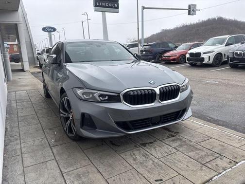 2023 BMW 330 i xDrive