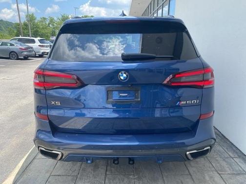 2020 BMW X5 M50i