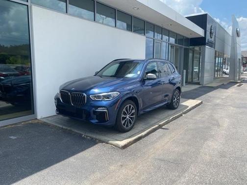 2020 BMW X5 M50i
