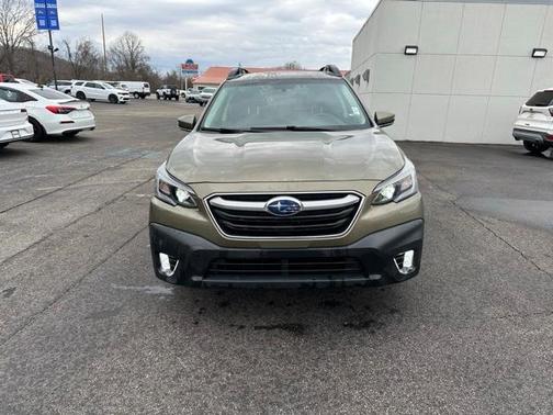2022 Subaru Outback Premium