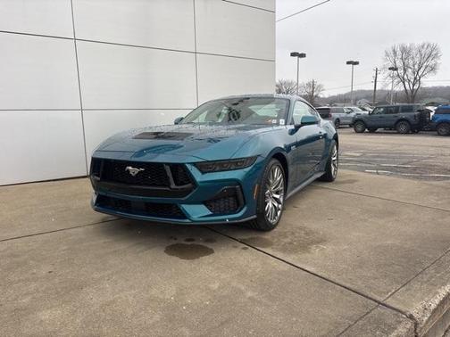 2026 Ford Mustang GT Premium