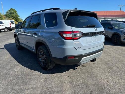 2025 Honda Pilot TrailSport