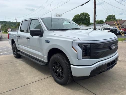 2025 Ford F-150 Lightning XLT
