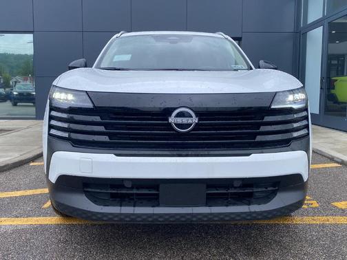 Fresh Powder 2026 Nissan Kicks SV