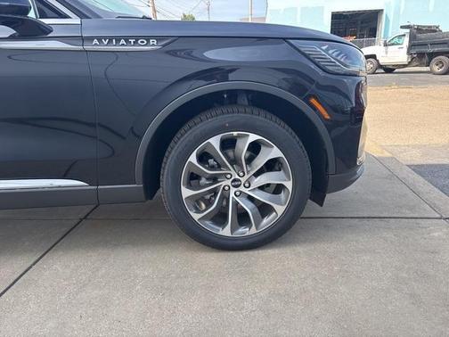 2025 Lincoln Aviator Premiere