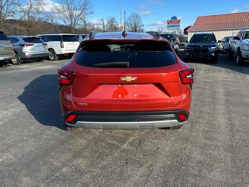 2024 Chevrolet Trax LT