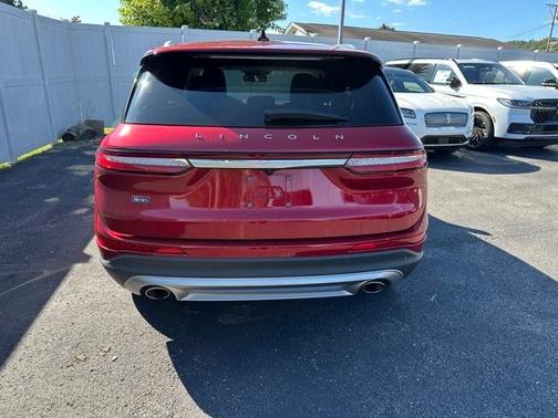 2022 Lincoln Corsair Standard