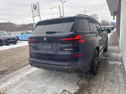 2026 BMW X5 M60i