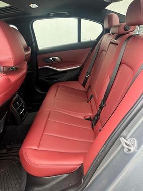 2023 BMW 330e xDrive