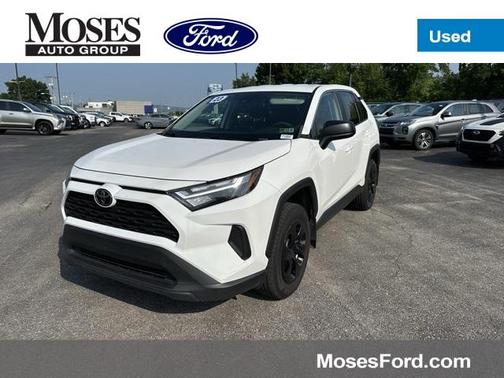 2023 Toyota RAV4 LE