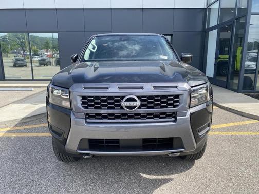 Super Black 2026 Nissan Frontier SV
