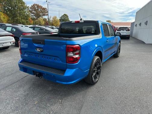 2025 Ford Maverick Lobo Standard