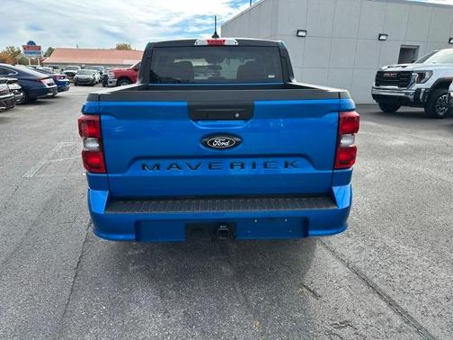 2025 Ford Maverick Lobo Standard