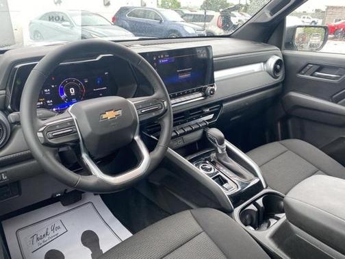 2024 Chevrolet Colorado LT