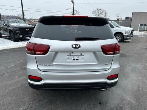 2019 Kia Sorento LX