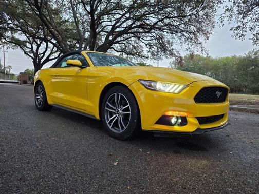 2017 Ford Mustang EcoBoost Premium
