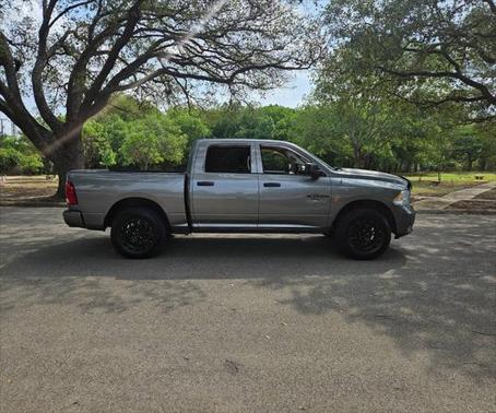 2012 RAM 1500 ST