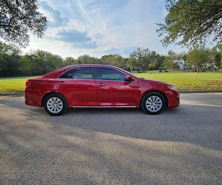 2012 Toyota Camry LE