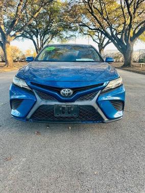2019 Toyota Camry SE