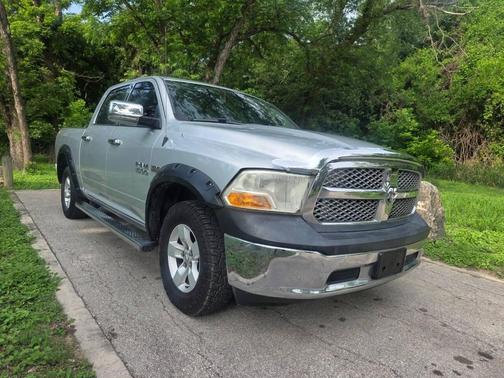 Bright Silver Metallic Clearcoat 2018 RAM 1500 Tradesman