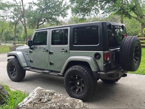 Billet Silver Metallic Clearcoat 2016 Jeep Wrangler 75th Anniversary