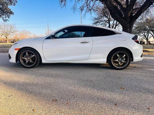 2016 Honda Civic Touring