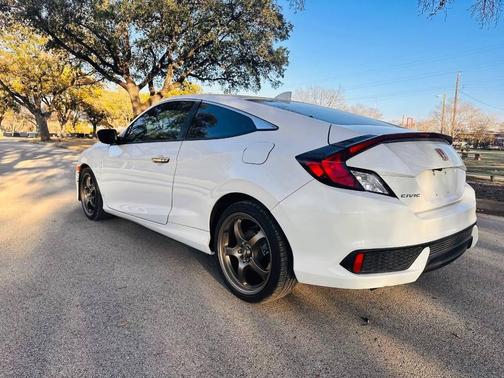 2016 Honda Civic Touring