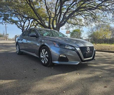 2022 Nissan Altima S FWD