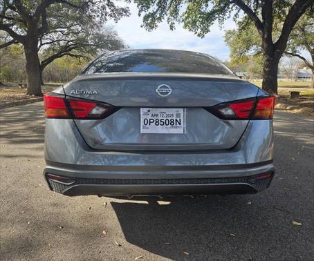 2022 Nissan Altima S FWD