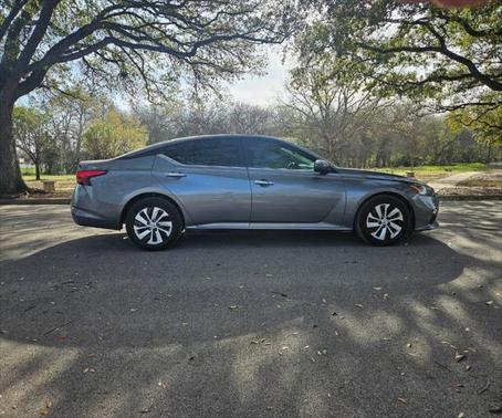 2022 Nissan Altima S FWD