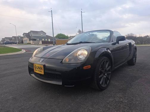2000 Toyota MR2 Base 2dr Convertible