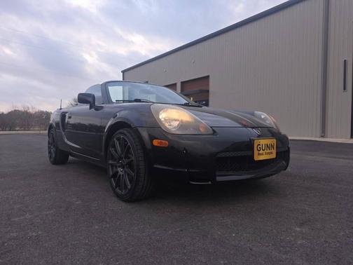 2000 Toyota MR2 Base 2dr Convertible