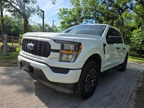 Oxford White 2023 Ford F-150 XL