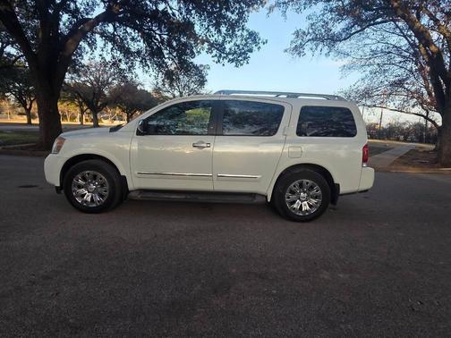 2015 Nissan Armada Platinum
